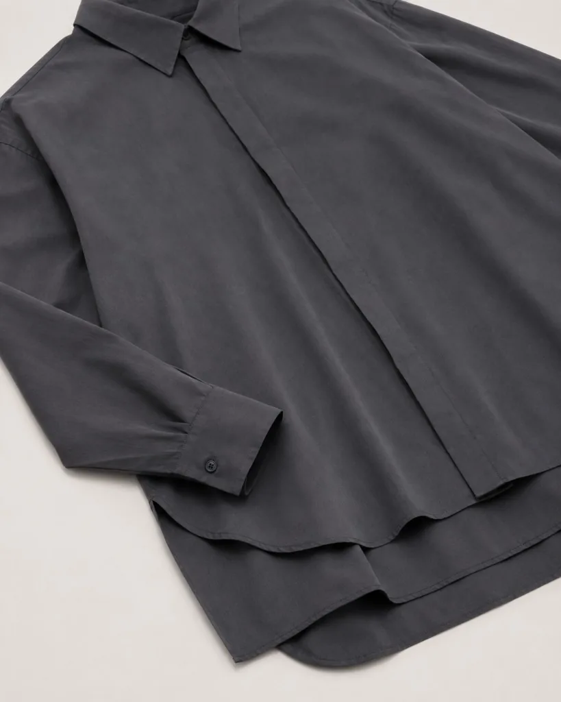 Layered Oversized Shirt チャコールの商品写真